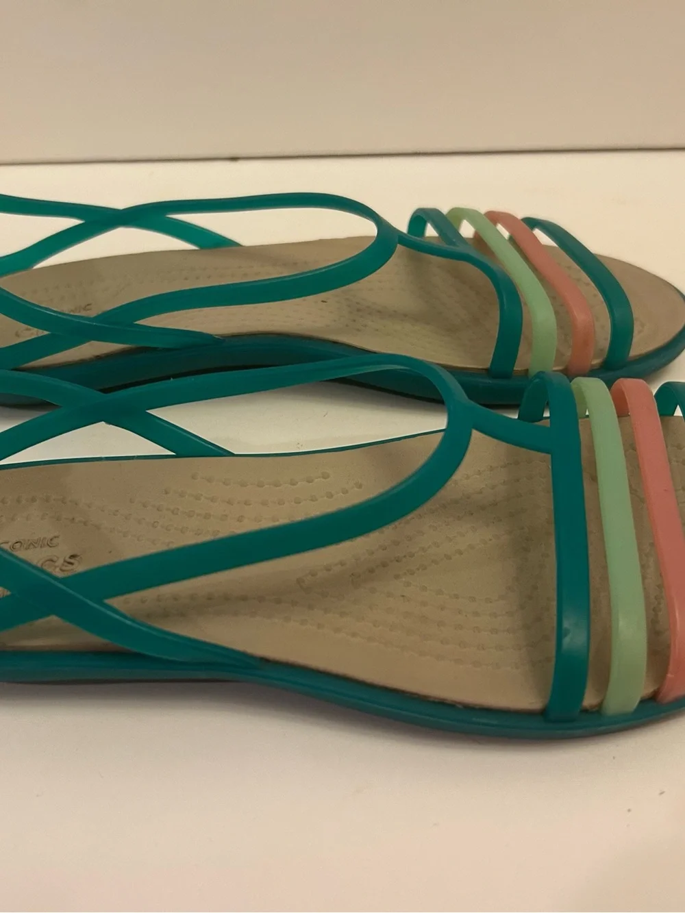 Women Size 4 Crocs Isabella Green w/ pastel straps flexible jelly sandals